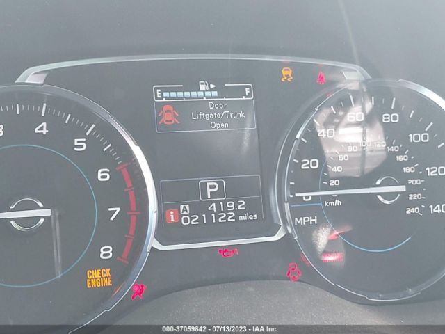 JF2SJAJC3JH493827 Subaru Forester Limited