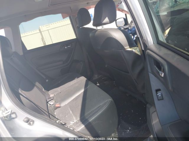 JF2SJAJC3JH493827 Subaru Forester Limited