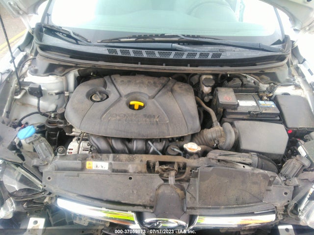 Hyundai ELANTRA SE 2015 5NPDH4AE6FH593872 Image 16