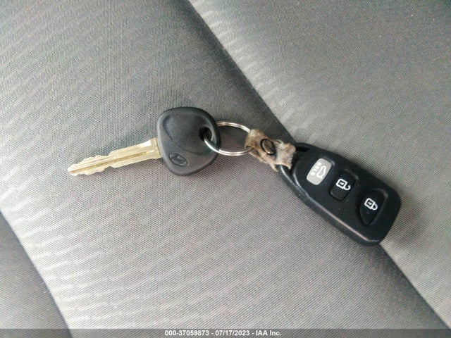 Hyundai ELANTRA SE 2015 5NPDH4AE6FH593872 Image 3