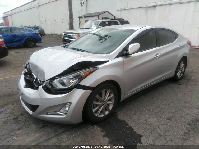 Hyundai ELANTRA SE 2015 5NPDH4AE6FH593872 Image 2