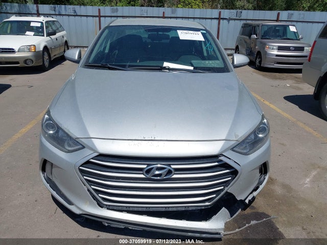 Hyundai ELANTRA SE 2017 5NPD84LF2HH081289 Image 4