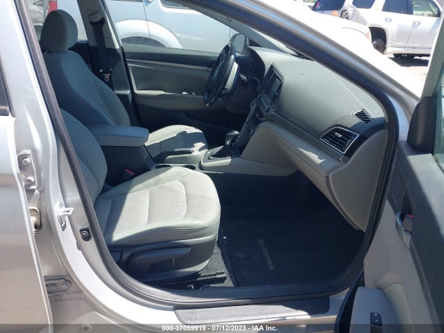 Hyundai ELANTRA SE 2017 5NPD84LF2HH081289 Image 11
