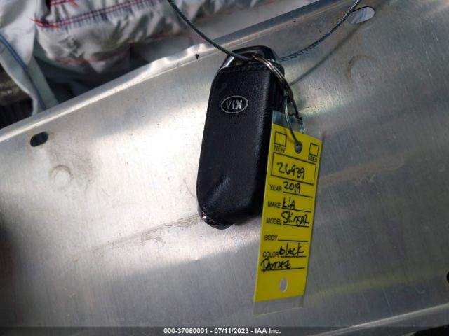 KNAE15LA2K6052909 KIA Stinger Base