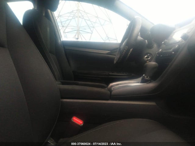 Honda Civic Hatchback Lx 2018 SHHFK7H26JU403629 Image 11