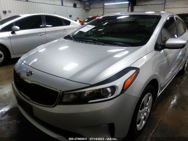 3KPFK4A74HE090425 KIA FORTE LX