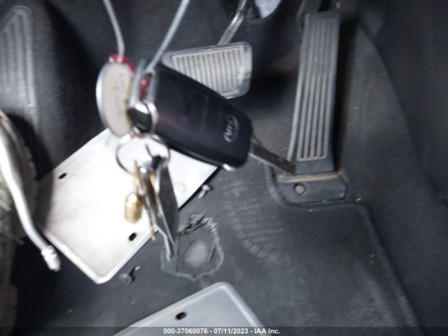 KNDJP3A58G7873797 KIA SOUL +