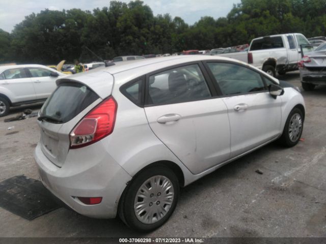 3FADP4TJ9FM153559 Ford FIESTA S