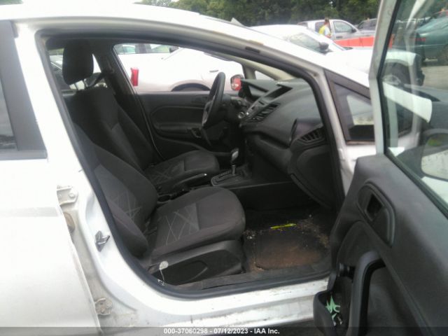 3FADP4TJ9FM153559 Ford FIESTA S
