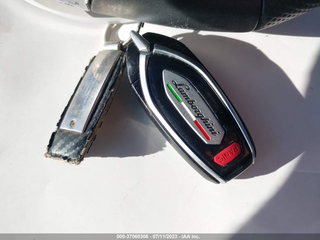 2022 Lamborghini URUS, VIN: ZPBUA1ZL6NLA16171