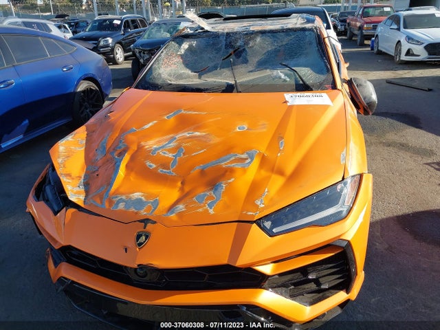 2022 Lamborghini URUS, VIN: ZPBUA1ZL6NLA16171