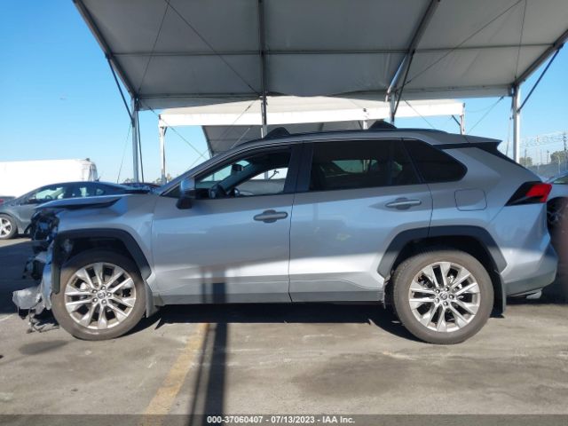 2T3C1RFV6MC141790 Toyota Rav4 Xle Premium