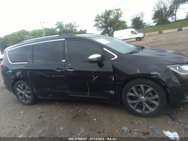 Chrysler Pacifica Limited 2017 2C4RC1GG0HR512821 Image 5