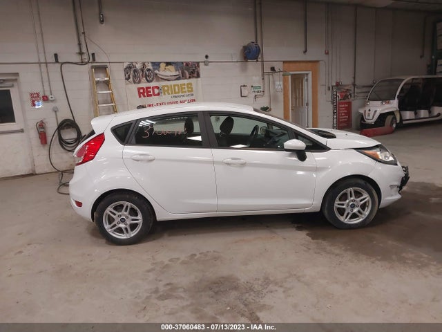 2017 FORD FIESTA SE VIN: 3FADP4EJ5HM135527