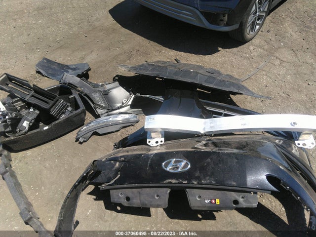 2022 Hyundai Kona, VIN: KM8K33AG1NU137019