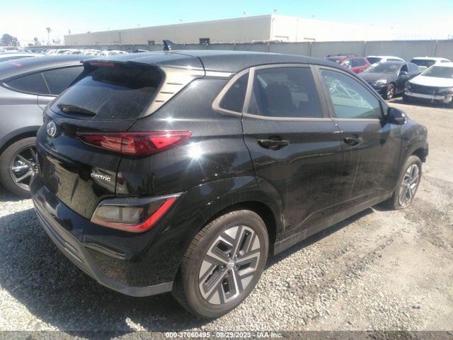 2022 Hyundai Kona, VIN: KM8K33AG1NU137019