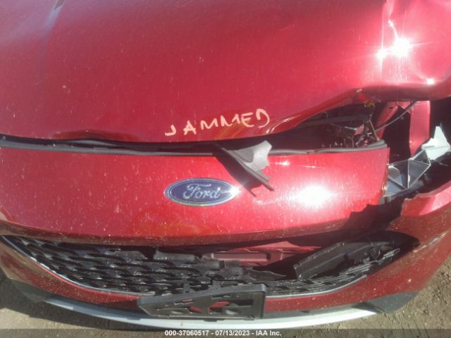 1FMCU9BZ3MUB04848 Ford Escape Se Hybrid