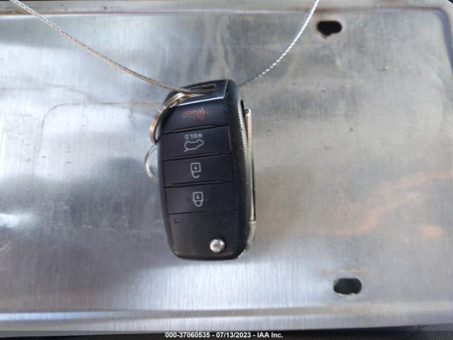 KNDJN2A22E7100794 KIA Soul Base