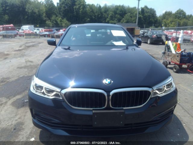 WBAJE7C38HWA03788 BMW 5 Series 540i Xdrive