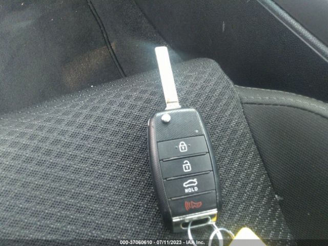 5XXGT4L39GG015124 KIA Optima Lx