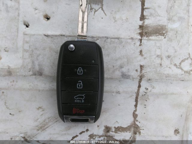 KNDJN2A22G7358302 KIA Soul Base