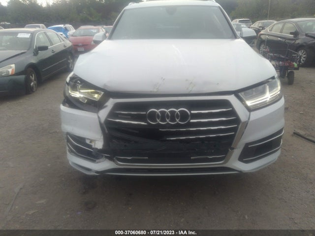 WA1LAAF79JD032132 Audi Q7 Premium Plus
