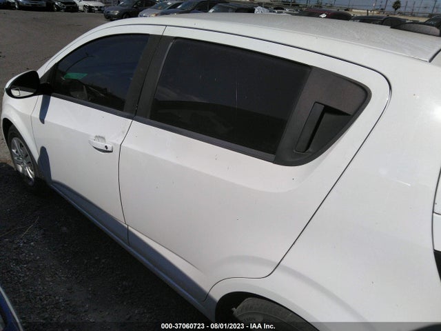 Chevrolet SONIC LT 2017 1G1JG6SH5H4164511 Image 15