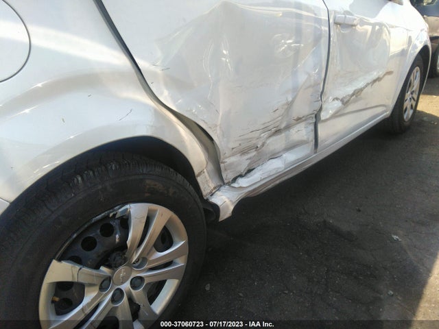 Chevrolet SONIC LT 2017 1G1JG6SH5H4164511 Image 6