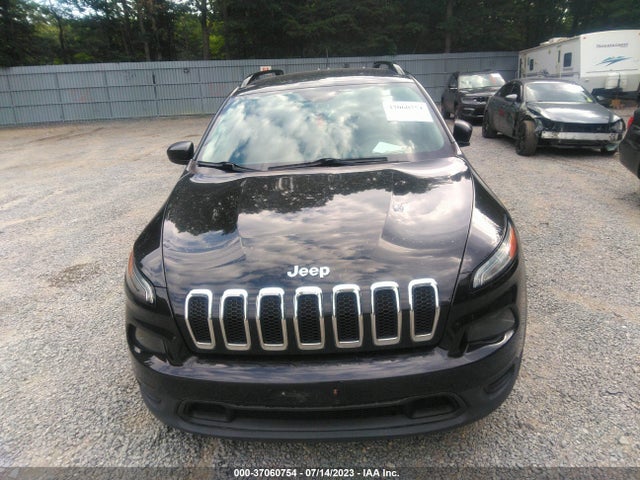 1C4PJLAB8GW303497 Jeep Cherokee Sport