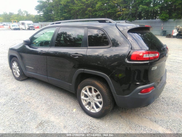 1C4PJLAB8GW303497 Jeep Cherokee Sport