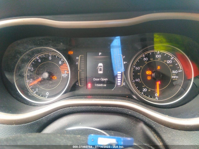 1C4PJLAB8GW303497 Jeep Cherokee Sport