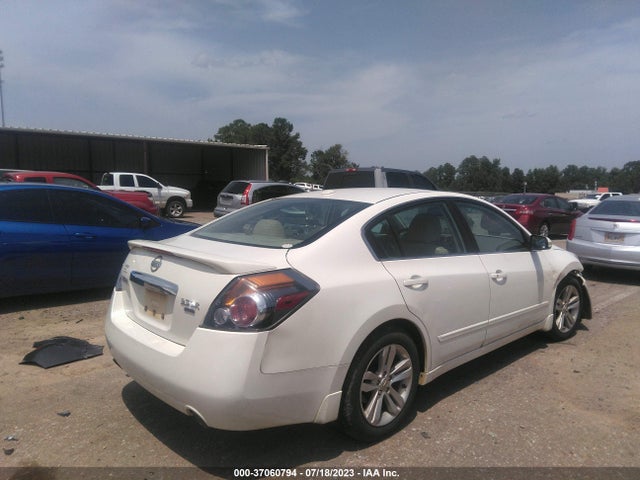 2011 NISSAN ALTIMA 3.5 SR VIN: 1N4BL2APXBN492300