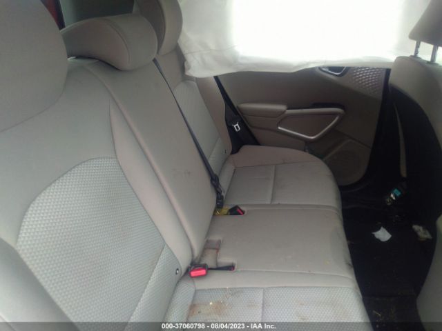 KNDJ23AU8L7045863 KIA SOUL LX