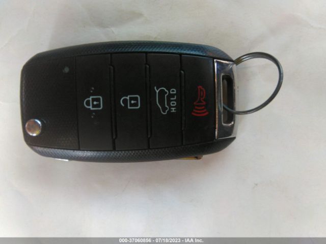 KNDJN2A26K7008132 KIA Soul Base