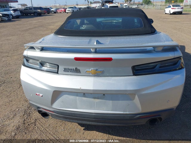 Chevrolet Camaro 2lt 2018 1G1FD3DS0J0127160 Image 9