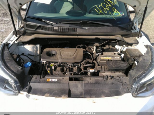 KNDJN2A28H7422182 KIA Soul Base