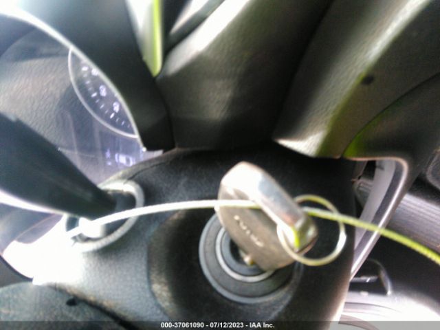3KPF24AD7KE059442 KIA Forte Lxs
