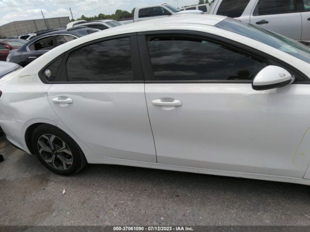 3KPF24AD7KE059442 KIA Forte Lxs