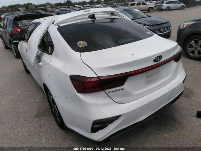 3KPF24AD7KE059442 KIA Forte Lxs