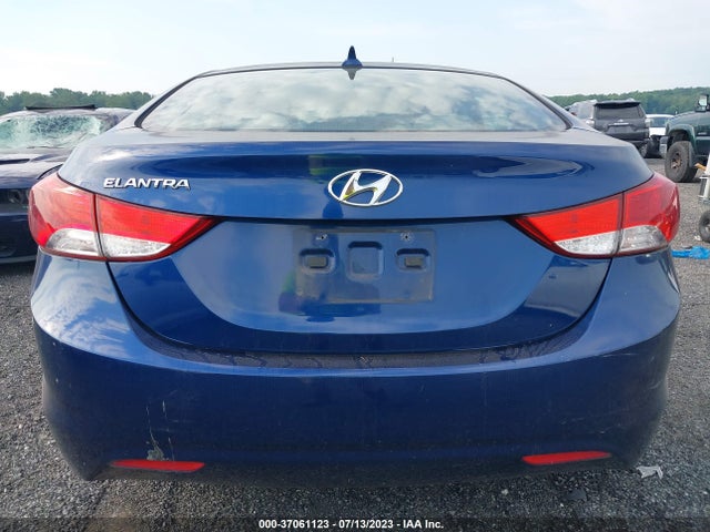 2013 HYUNDAI ELANTRA GLS PZEV VIN: KMHDH4AE8DU839044