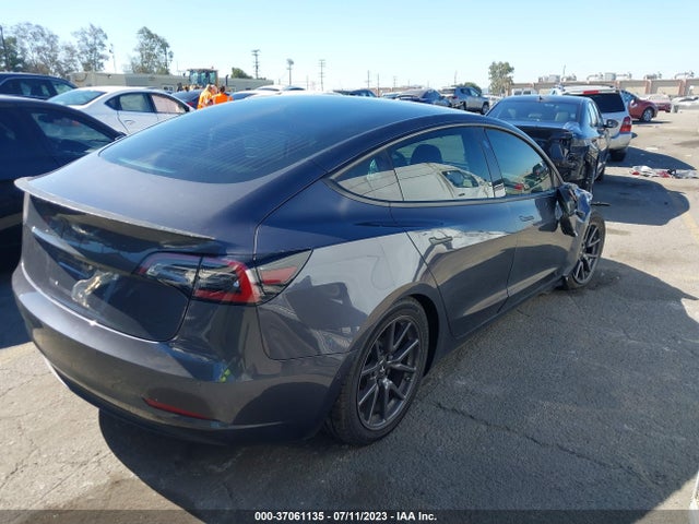5YJ3E1EB9JF114208 Tesla Model 3 Performance/long Range