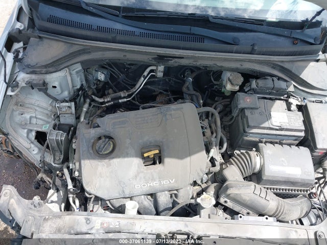 2018 HYUNDAI ELANTRA SE VIN: 5NPD74LF5JH275033