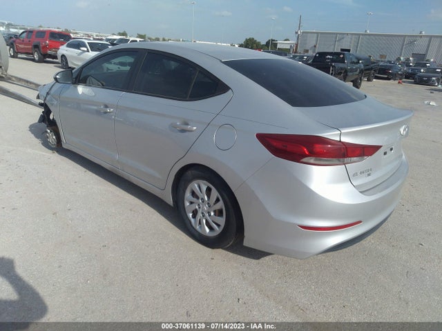 2018 HYUNDAI ELANTRA SE VIN: 5NPD74LF5JH275033