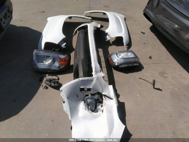 1GTG5CEN3K1101682 GMC Canyon 2wd Sle