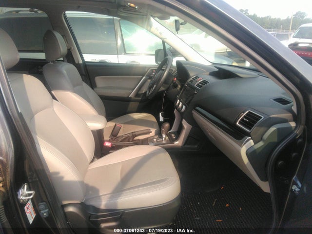 JF2SJARC3HH467694 Subaru Forester Limited