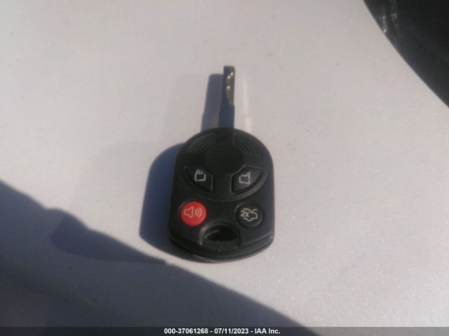 1FMCU9G93EUB80919 Ford ESCAPE SE