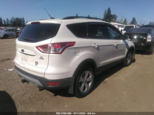 1FMCU9G93EUB80919 Ford ESCAPE SE