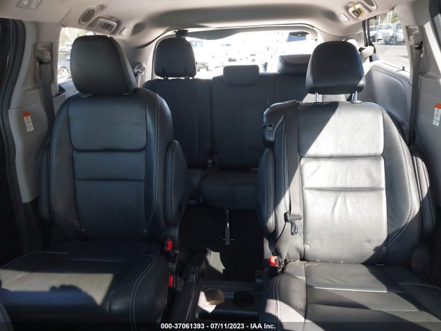 Toyota SIENNA SE 2017 5TDXZ3DC2HS786015 Image 15