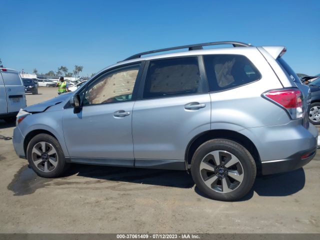 JF2SJAGC0HH522377 Subaru Forester Premium