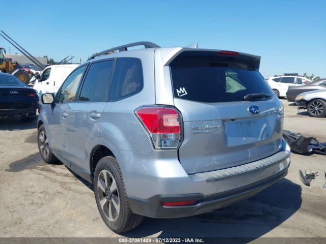 JF2SJAGC0HH522377 Subaru Forester Premium